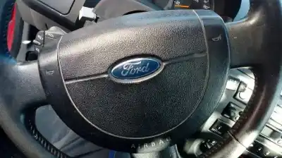 Veículo de Sucata ford fiesta (cbk) 1.6 16v cat do ano 2003 alimentado fyja