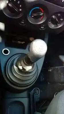 Veículo de Sucata ford fiesta (cbk) 1.6 16v cat do ano 2003 alimentado fyja