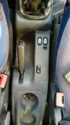 Veicolo di demolizione mercedes-benz clase a (w168) 170 cdi (168.008) dell'anno 1999 alimentato d668940