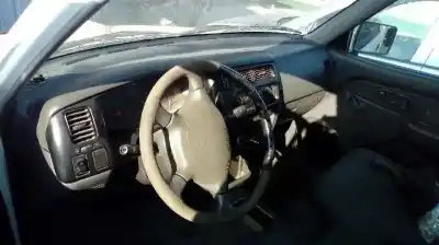 Здавання транспортного засобу mitsubishi l 200 (k6/7) 2500 td american sport року 2004 потужний 4d56