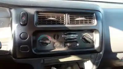 Здавання транспортного засобу mitsubishi l 200 (k6/7) 2500 td american sport року 2004 потужний 4d56