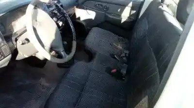 Здавання транспортного засобу mitsubishi l 200 (k6/7) 2500 td american sport року 2004 потужний 4d56