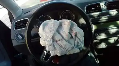 Veículo de Sucata volkswagen polo (6r1) advance do ano 2010 alimentado cay