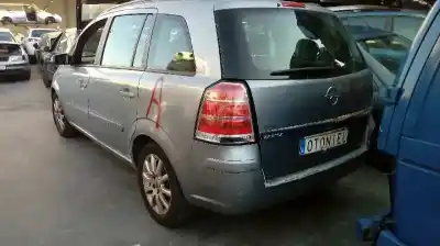Veículo de Sucata opel zafira / zafira family b (a05) 1.9 cdti (m75) do ano 2006 alimentado z19dt