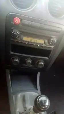 Sloopvoertuig seat ibiza iii (6l1) 1.4 16v van het jaar 2004 aangedreven bby
