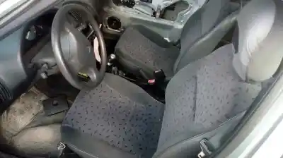 Veicolo di demolizione citroen saxo 1.1 sx dell'anno 2002 alimentato hfx