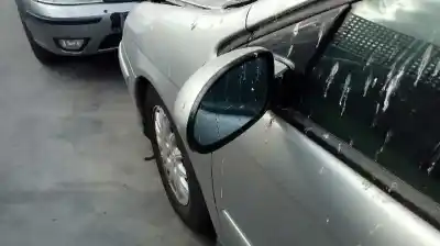 Здавання транспортного засобу citroen c5 berlina 2.2 hdi vivace року 2001 потужний 4hx