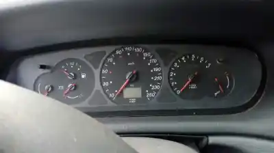 Здавання транспортного засобу citroen c5 berlina 2.2 hdi vivace року 2001 потужний 4hx