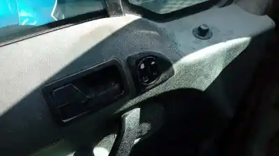 Veículo de Sucata ford tourneo connect (tc7) 1.8 tdci cat do ano 2006 alimentado hcpb
