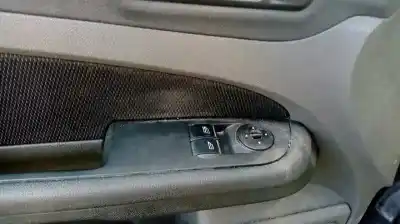 Véhicule à la ferraille ford focus berlina (cap) 2.0 tdci cat de l'année 2006 alimenté g6da