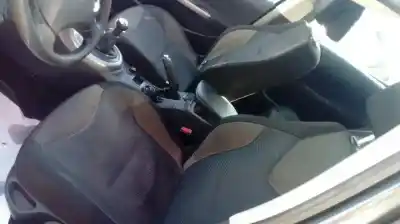 Vehicul casat peugeot 308 sport al anului 2007 alimentat 9hz