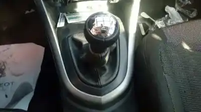 Vehicul casat peugeot 308 sport al anului 2007 alimentat 9hz