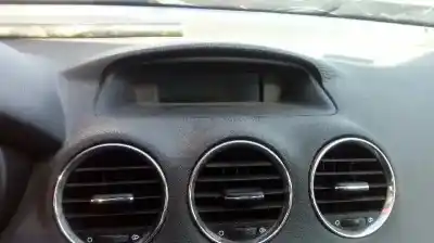 Vehicul casat peugeot 308 sport al anului 2007 alimentat 9hz