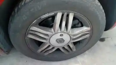 Здавання транспортного засобу renault scenic ii 1.9 dci diesel року 2003 потужний f9q d8