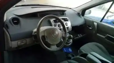 Здавання транспортного засобу renault scenic ii 1.9 dci diesel року 2003 потужний f9q d8