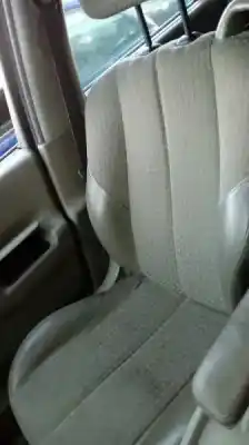Здавання транспортного засобу renault scenic ii 1.9 dci diesel року 2003 потужний f9q d8