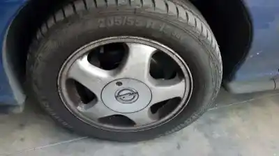 Здавання транспортного засобу opel calibra básico року 1996 потужний x20xev