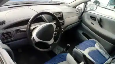 Verschrottungsfahrzeug suzuki liana rh (er) 1.6 16v cat des jahres 2002 angetrieben m16a