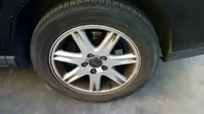 Здавання транспортного засобу volvo s60 berlina 2.4 (125kw) року 2000 потужний b5244s