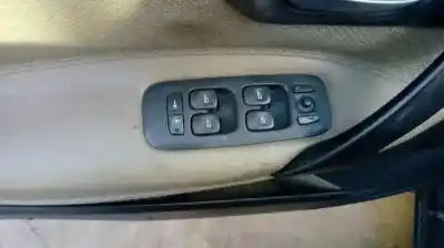 Здавання транспортного засобу volvo s60 berlina 2.4 (125kw) року 2000 потужний b5244s