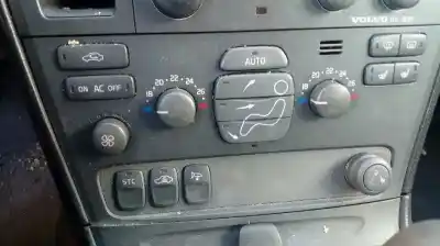 Здавання транспортного засобу volvo s60 berlina 2.4 (125kw) року 2000 потужний b5244s