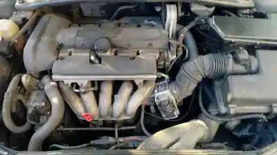 Здавання транспортного засобу volvo s60 berlina 2.4 (125kw) року 2000 потужний b5244s