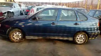 Verschrottungsfahrzeug seat cordoba berlina (6k2) 1.4 des jahres 1999 angetrieben aex/apq
