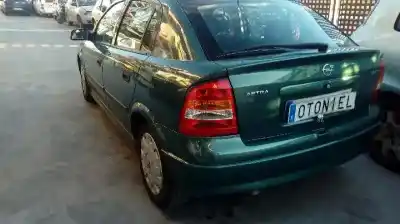 Sloopvoertuig opel astra g berlina 1.7 16v dti cat (y 17 dt / lr6) van het jaar 2003 aangedreven y17dt