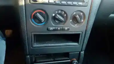 Sloopvoertuig opel astra g berlina 1.7 16v dti cat (y 17 dt / lr6) van het jaar 2003 aangedreven y17dt