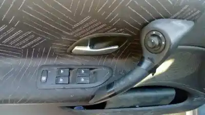 Veicolo di demolizione renault laguna ii (bg0) authentique dell'anno 2003 alimentato f9q c7