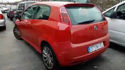 Véhicule à la ferraille fiat grande punto (199_) 1.9 d multijet de l'année 2007 alimenté 199a5000