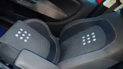 Véhicule à la ferraille fiat grande punto (199_) 1.9 d multijet de l'année 2007 alimenté 199a5000