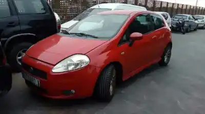 Vehículo de desguace FIAT GRANDE PUNTO (199) 1.9 8V JTD CAT del año 2007 con motor 199A5000