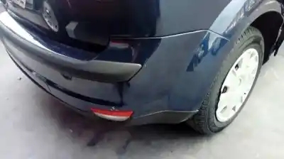 Здавання транспортного засобу ford focus berlina (cap) ambiente (d) року 2005 потужний hhda