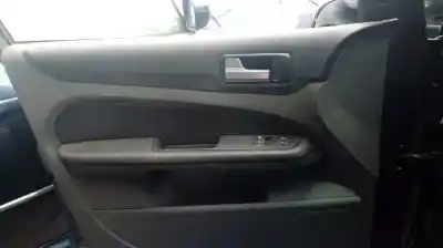 Здавання транспортного засобу ford focus berlina (cap) ambiente (d) року 2005 потужний hhda