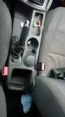 Здавання транспортного засобу ford focus berlina (cap) ambiente (d) року 2005 потужний hhda