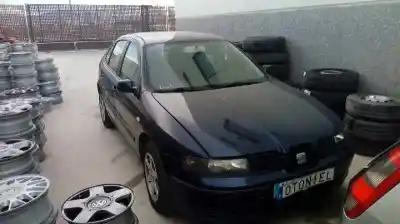 Véhicule à la ferraille seat leon (1m1) signo de l'année 2000 alimenté akl