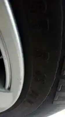Véhicule à la ferraille seat leon (1m1) signo de l'année 2000 alimenté akl
