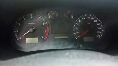 Véhicule à la ferraille seat leon (1m1) signo de l'année 2000 alimenté akl
