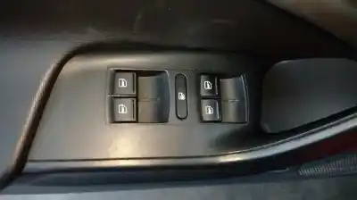 Veicolo di demolizione seat ibiza iv (6j5, 6p1) 1.6 tdi dell'anno 2009 alimentato cay