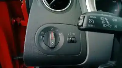 Veicolo di demolizione seat ibiza iv (6j5, 6p1) 1.6 tdi dell'anno 2009 alimentato cay