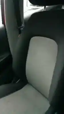 Veicolo di demolizione seat ibiza iv (6j5, 6p1) 1.6 tdi dell'anno 2009 alimentato cay