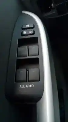 Veículo de Sucata toyota prius (nhw30) plug-in hybrid advance do ano 2012 alimentado g 2zr