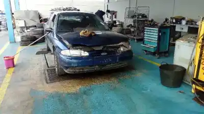 Scrapping Vehicle FORD MONDEO BERLINA/FAMILIAR (FD) CLX Berlina of the year 1995 powered RKA