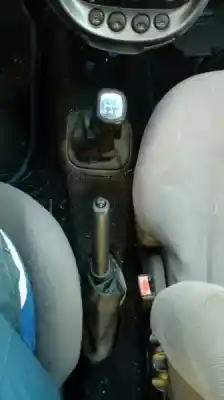 Здавання транспортного засобу ford ka (ccq) 2 collection року 2000 потужний j4m