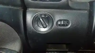 Verschrottungsfahrzeug volkswagen passat berlina (3b2) comfortline des jahres 2000 angetrieben ajm