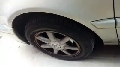 Verschrottungsfahrzeug volkswagen golf iii berlina (1h1) cl des jahres 1997 angetrieben ahu/1z