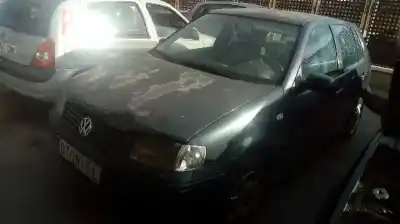 Véhicule à la ferraille VOLKSWAGEN POLO BERLINA (6N2) Conceptline de l'année 2000 alimenté AUD