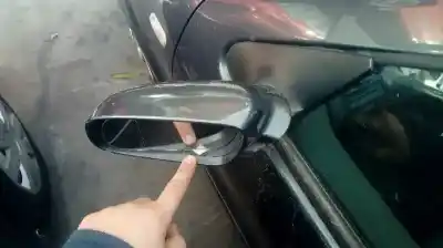 Véhicule à la ferraille volkswagen polo berlina (6n2) conceptline de l'année 2000 alimenté aud