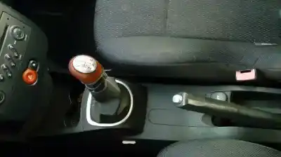 Здавання транспортного засобу renault clio iii confort dynamique року 2007 потужний k9k t7